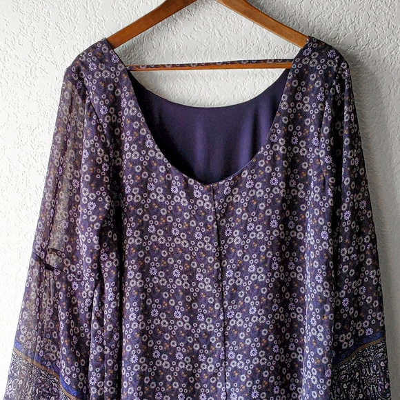 Xhiliration Bohemian Floral Dress - Picture 3 of 5